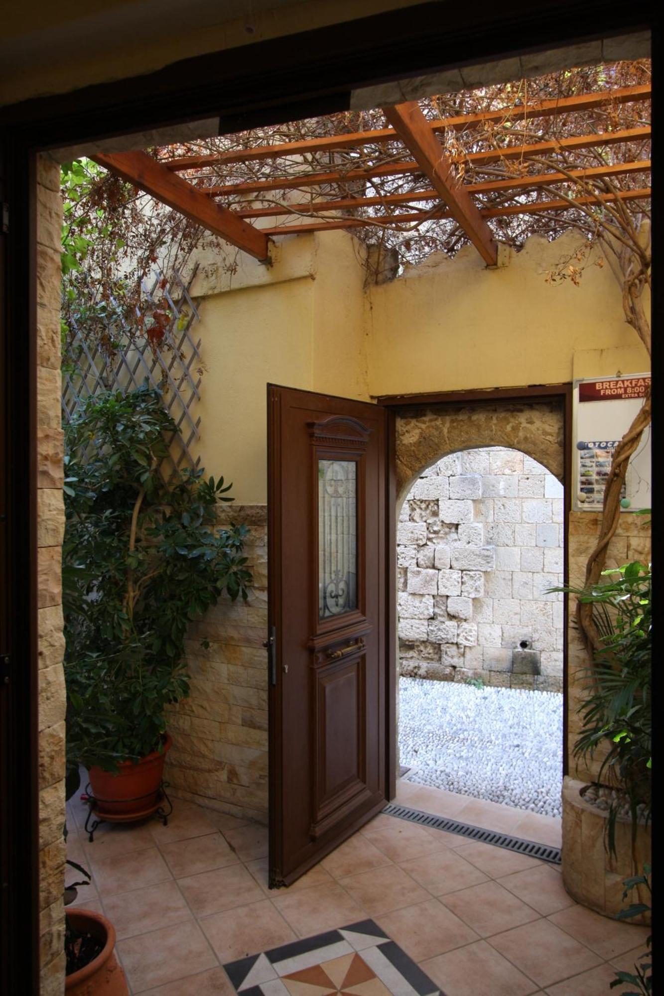 Guest house Sofia 2*